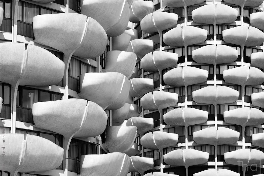 Composition photographique avec les balcons de la cité des choux