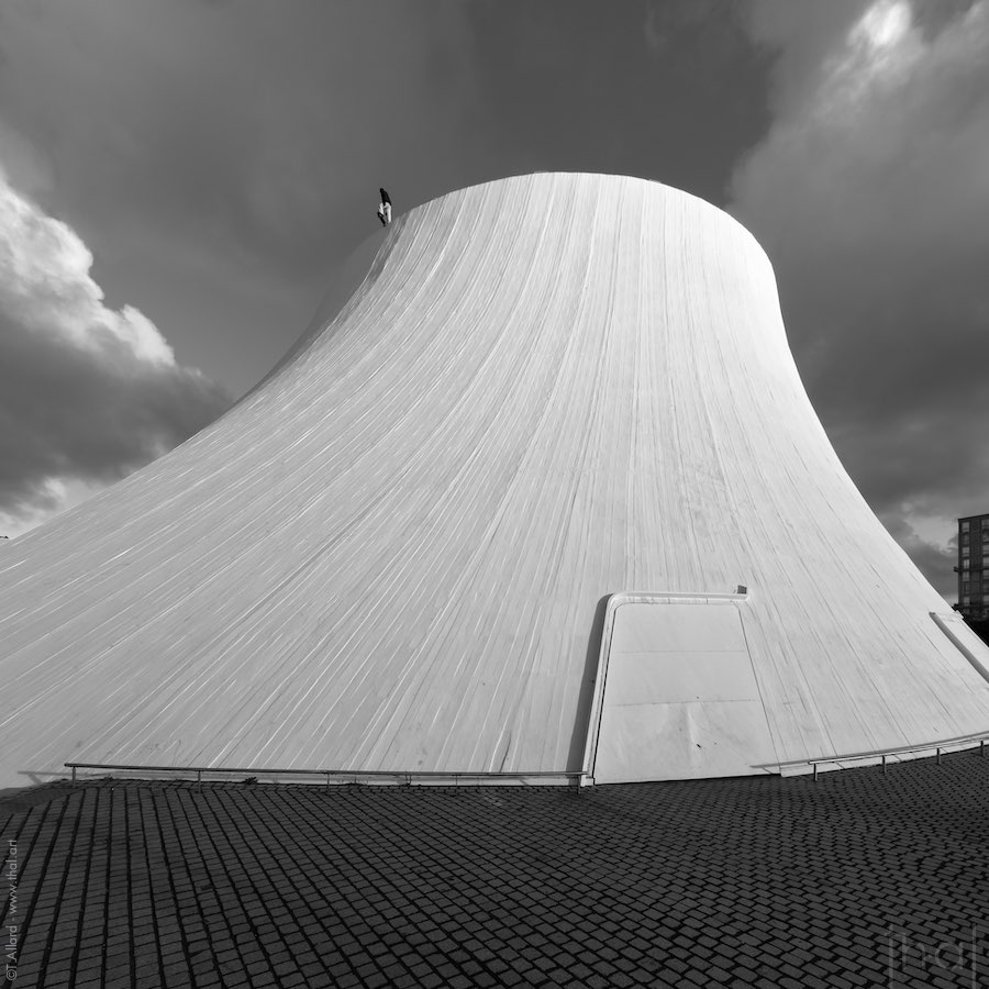 Le grand Volcan de l'espace Niemeyer au Havre
